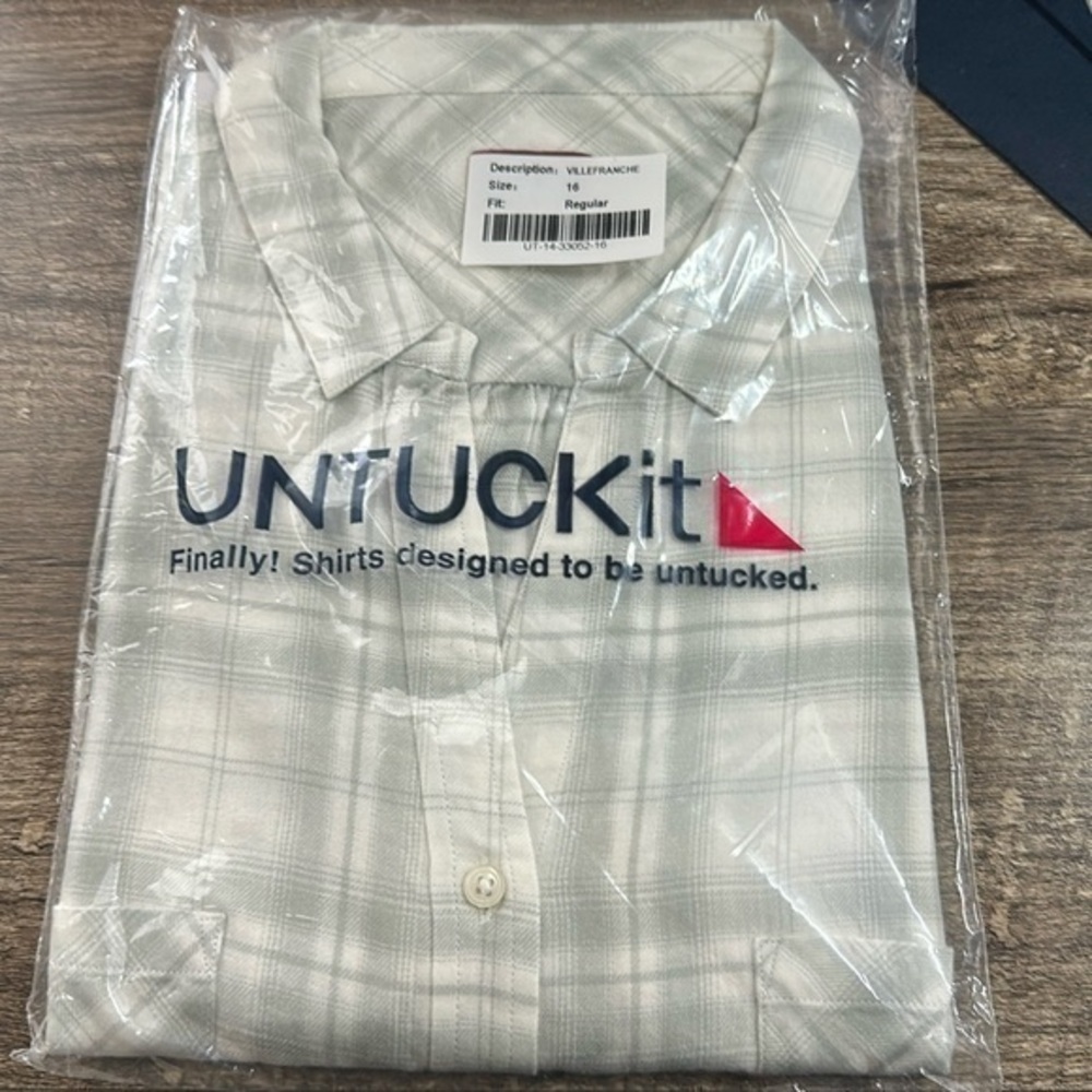UNTUCKit Villeranche Women’s Button Down Shirt Size 16